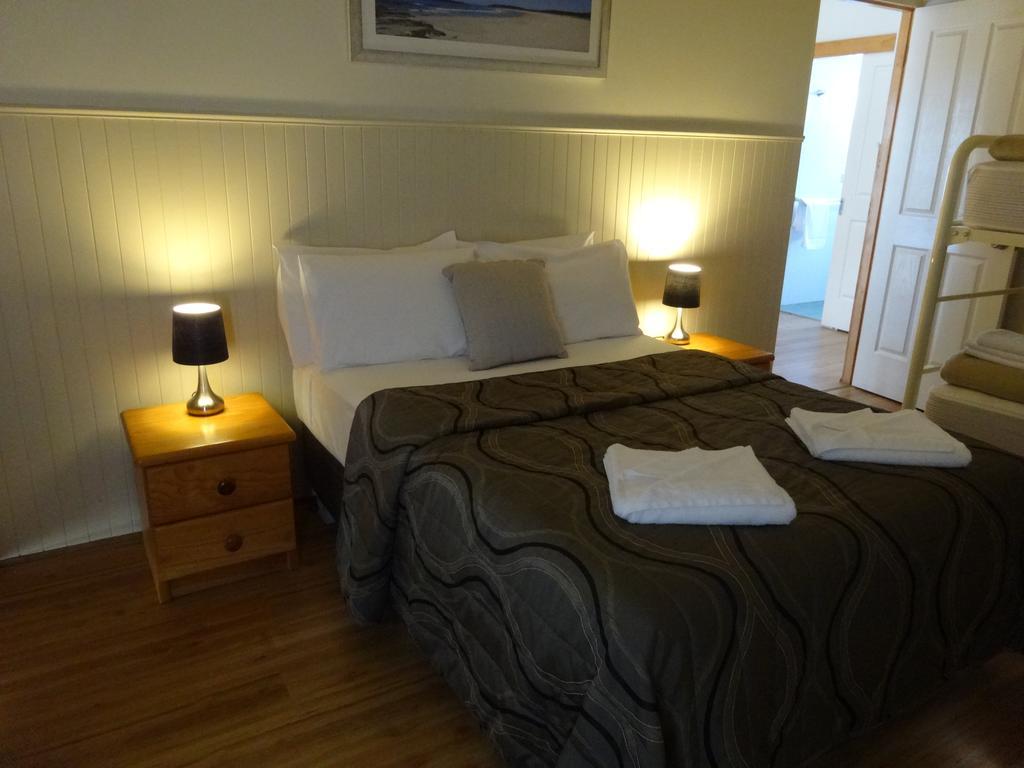 Caseys Beach Holiday Park Sunshine Bay Ngoại thất bức ảnh