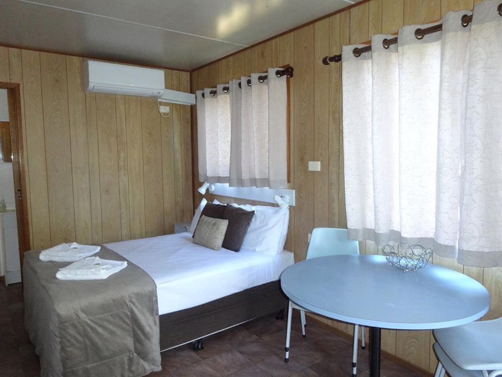 Caseys Beach Holiday Park Sunshine Bay Ngoại thất bức ảnh