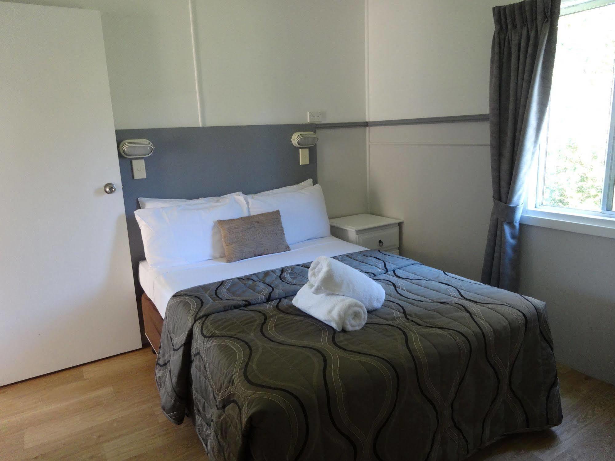 Caseys Beach Holiday Park Sunshine Bay Ngoại thất bức ảnh