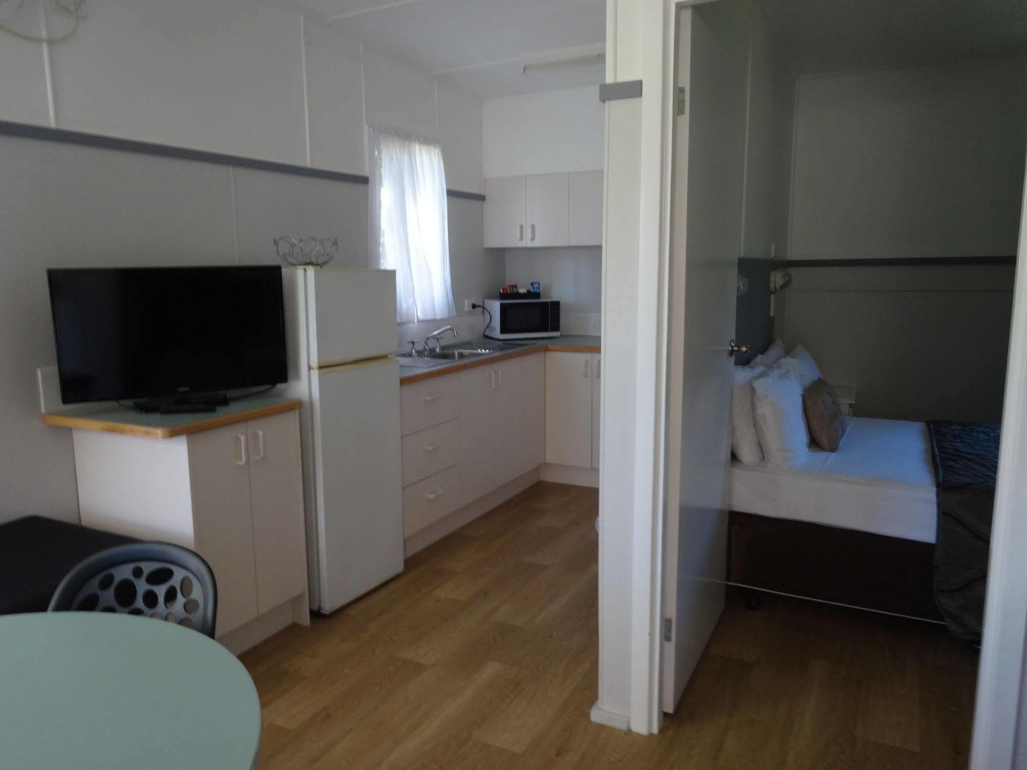 Caseys Beach Holiday Park Sunshine Bay Ngoại thất bức ảnh